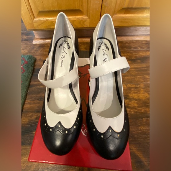 LOLA RAMONA MARY JANE SPATS SPECTATOR RETRO VINTAGE PUMPS HEELS NIB - Picture 3 of 16